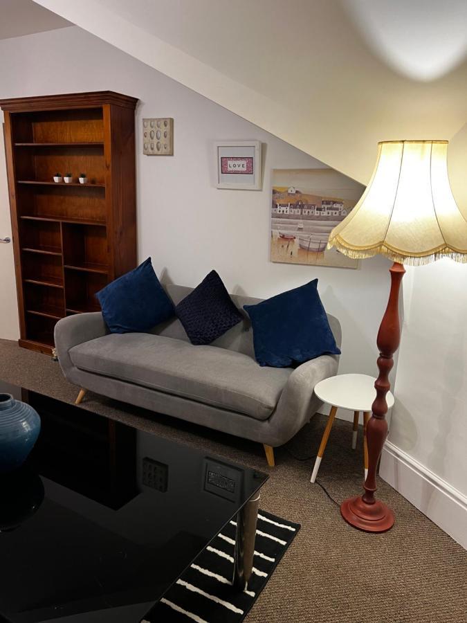 No 5 - Large 1 Bed Near Sefton Park And Lark Lane Daire Liverpool Dış mekan fotoğraf