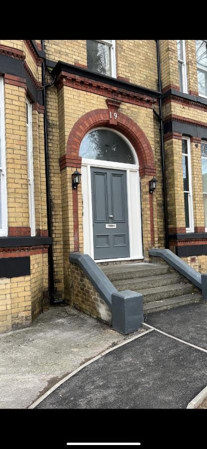 No 5 - Large 1 Bed Near Sefton Park And Lark Lane Daire Liverpool Dış mekan fotoğraf