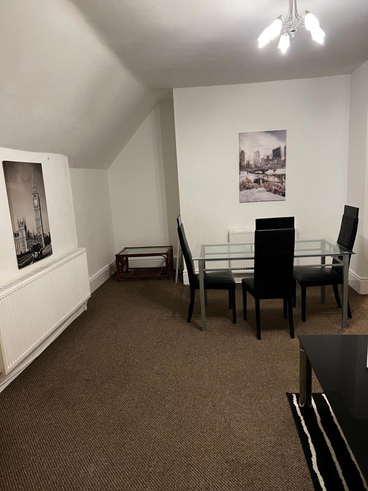 No 5 - Large 1 Bed Near Sefton Park And Lark Lane Daire Liverpool Dış mekan fotoğraf