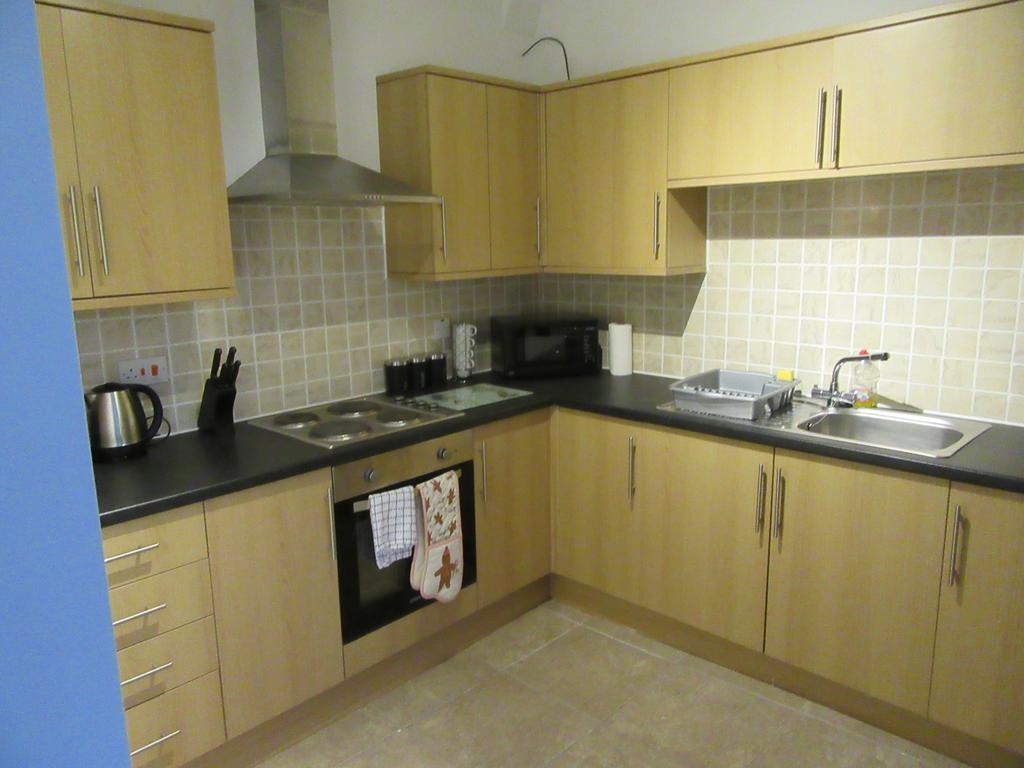 No 5 - Large 1 Bed Near Sefton Park And Lark Lane Daire Liverpool Dış mekan fotoğraf