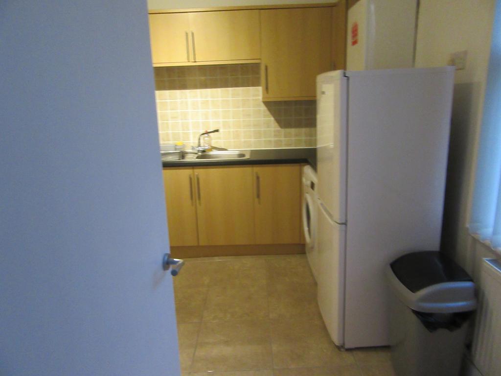 No 5 - Large 1 Bed Near Sefton Park And Lark Lane Daire Liverpool Dış mekan fotoğraf