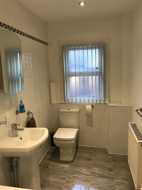No 5 - Large 1 Bed Near Sefton Park And Lark Lane Daire Liverpool Dış mekan fotoğraf